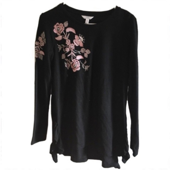 Embroidered High Low Long Sleeve Blouse - Picture 1 of 7